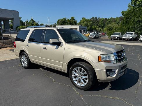 Used 2017 Ford Expedition Limited w/ Equipment Group 301A RWD image 1