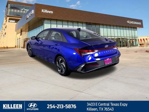 Used 2025 Hyundai Elantra Sport FWD image 6