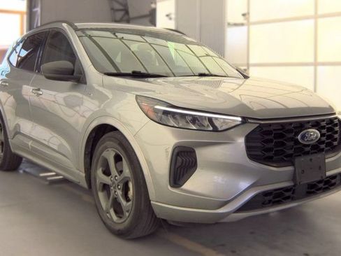 Used 2023 Ford Escape ST-Line w/ Tech Pack #1 FWD image 1