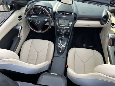 Used 2007 Mercedes-Benz SLK 350 image 18