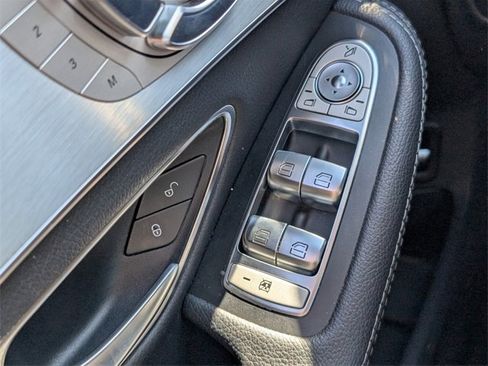 Used 2018 Mercedes-Benz C 300 4MATIC Sedan image 35