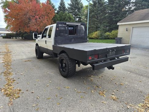 Used 2006 Ford F250 XL image 5