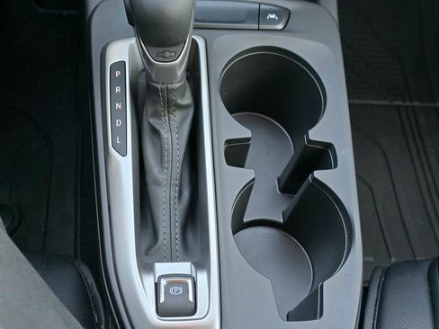 Used 2025 Chevrolet Trax LS w/ Driver Confidence Package image 18