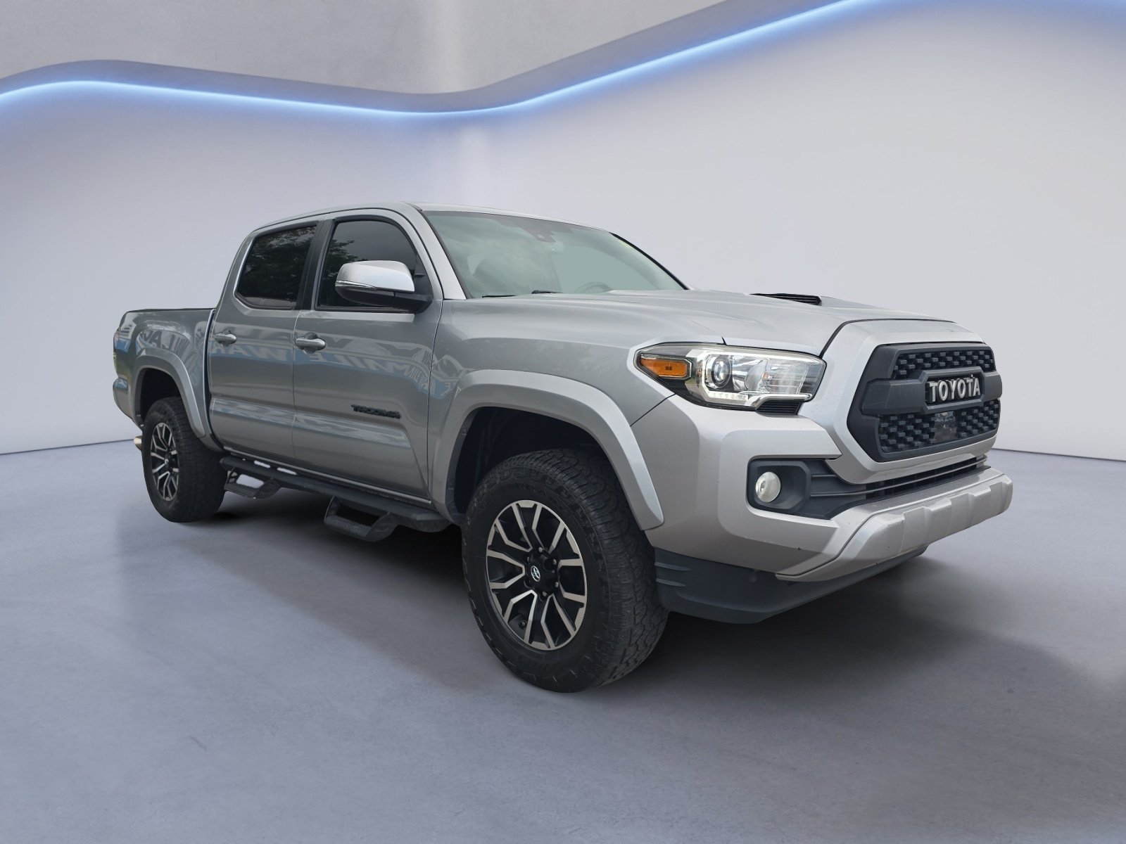 Used 2020 Toyota Tacoma TRD Sport AWD/4WD image 8