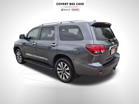 Used 2020 Toyota Sequoia Limited w/ Safety & Convenience Package image 8
