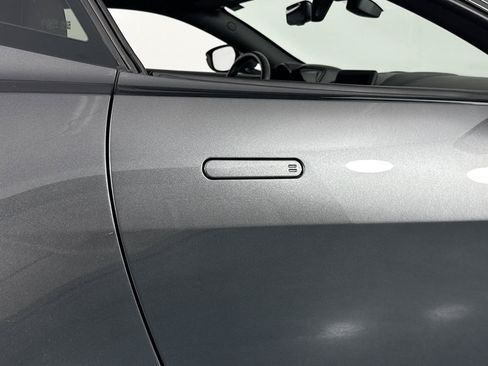 Used 2020 Aston Martin V8 Vantage Coupe RWD image 46