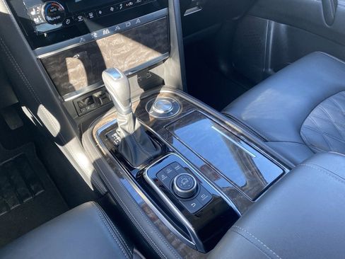 Used 2024 Nissan Armada Platinum w/ Cargo Package image 24