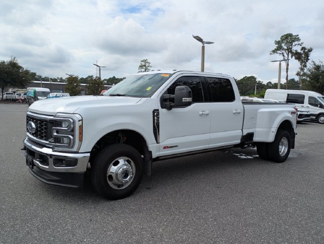 Used 2026 Ford F350 Lariat w/ Lariat Ultimate Package AWD/4WD image 7