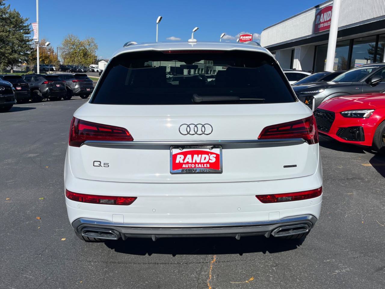 Used 2024 Audi Q5 e Premium w/ Convenience Package AWD/4WD image 7