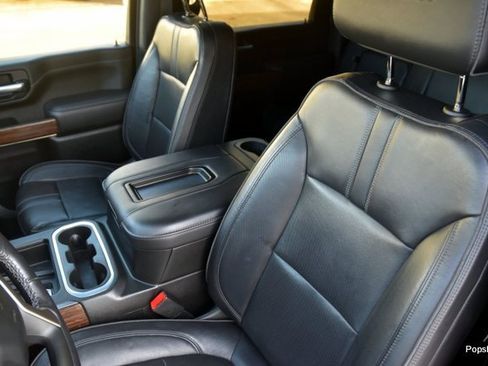 Used 2022 Chevrolet Silverado 3500 High Country image 9