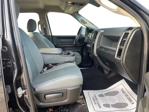 Used 2019 RAM 1500 Express w/ Express Value Package image 18