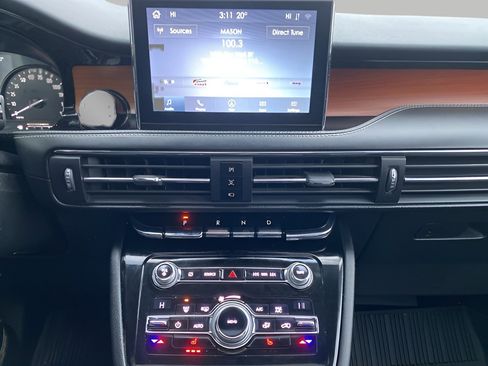 Used 2020 Lincoln Corsair Reserve image 20