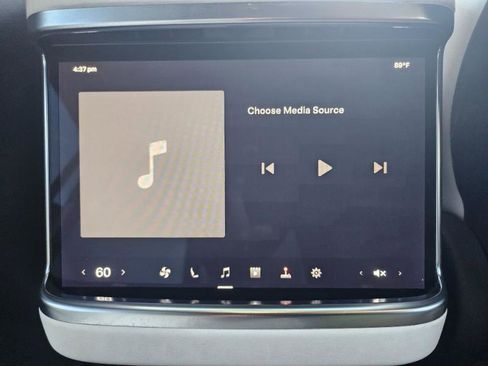 Used 2023 Tesla Model X image 66