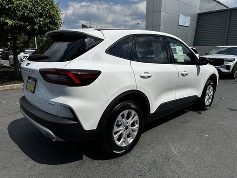 Certified 2025 Ford Escape Active w/ Cold Weather Package AWD/4WD image 5