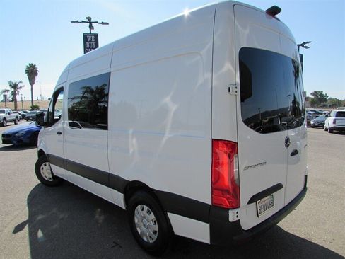 Used 2023 Mercedes-Benz Sprinter 2500 image 5