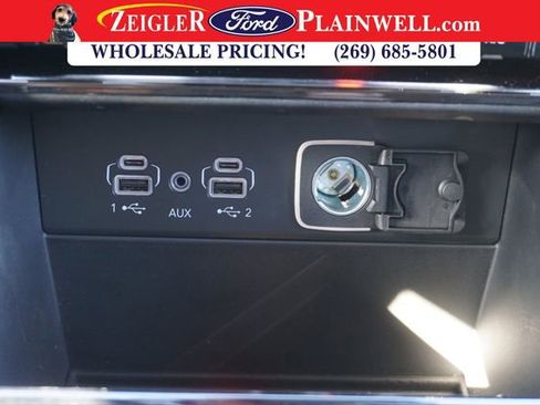 Used 2023 Jeep Grand Cherokee Limited image 25