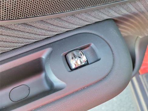 Used 2017 MINI Cooper Clubman S image 14