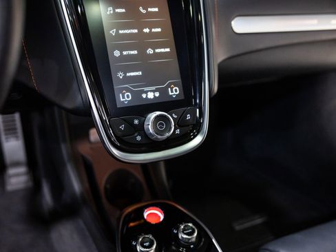 Used 2023 McLaren GT RWD image 40