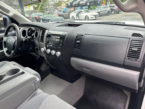 Used 2011 Toyota Tundra 4x4 Double Cab w/ Tow Pkg image 22