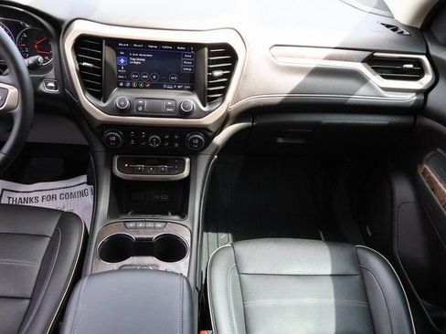 Certified 2023 GMC Acadia Denali w/ Denali Ultimate Package FWD image 15
