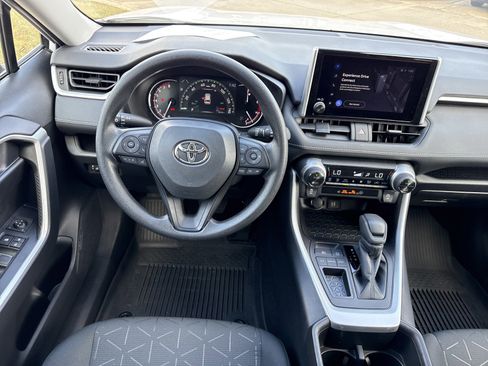Used 2024 Toyota RAV4 XLE image 15