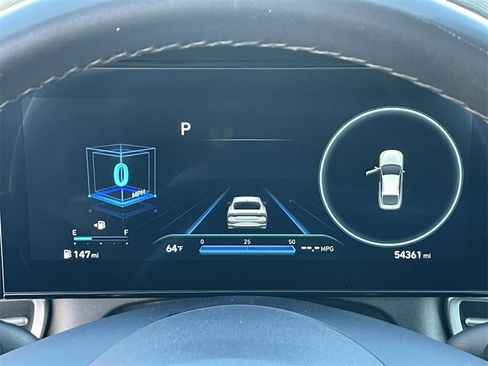 Used 2023 Hyundai Elantra SEL w/ Convenience Package image 24