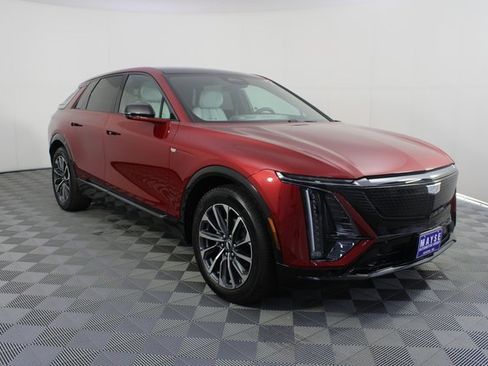 Used 2024 Cadillac Lyriq Sport image 29