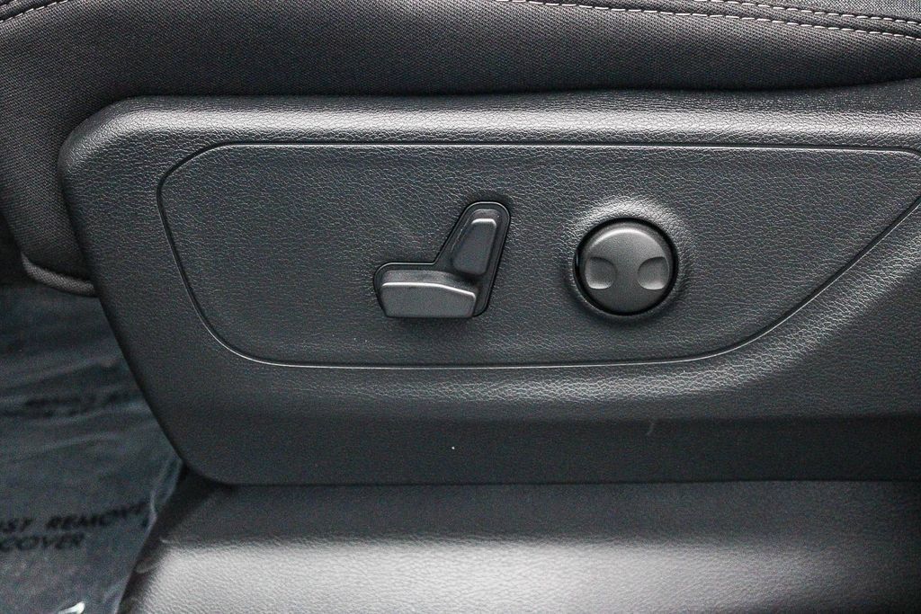 New 2026 RAM 1500 Big Horn w/ Night Edition AWD/4WD image 21