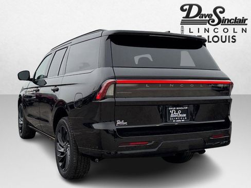 New 2025 Lincoln Navigator Reserve w/ Jet Appearance Package image 7