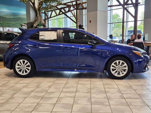 New 2026 Toyota Corolla SE image 7