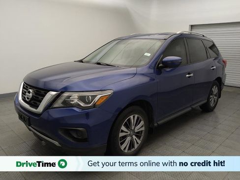 Used 2020 Nissan Pathfinder S FWD image 1