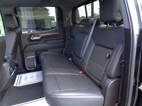 Used 2022 GMC Sierra 1500 Denali w/ Technology Package AWD/4WD image 16