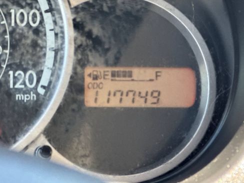 Used 2013 MAZDA MAZDA2 Sport FWD image 26