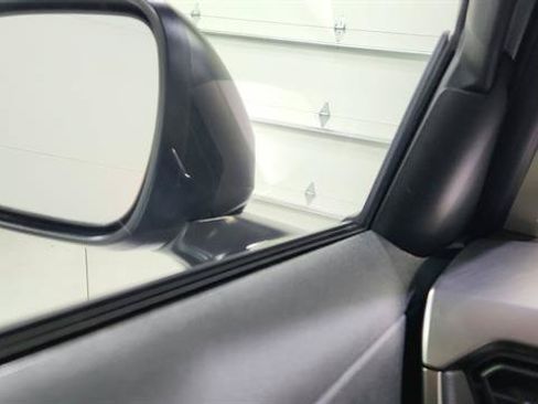 Used 2025 Nissan Kicks S AWD/4WD image 9