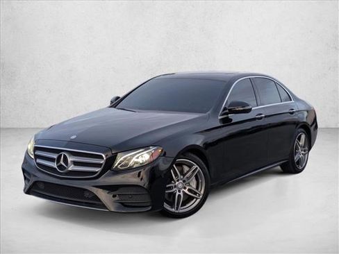 Used 2017 Mercedes-Benz E 300 image 1