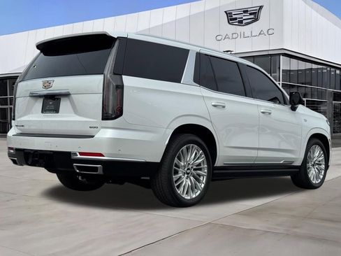 Certified 2025 Cadillac Escalade Premium Luxury w/ Touring Package image 7