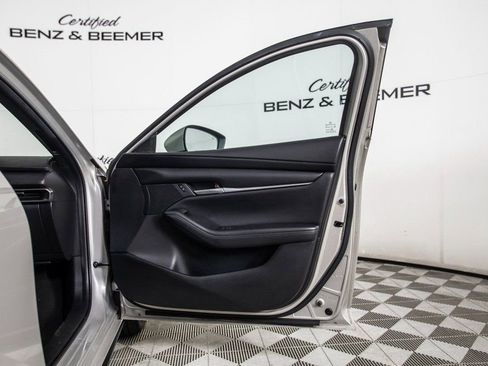 Used 2023 MAZDA MAZDA3 s image 16