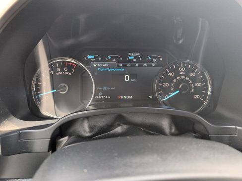 Used 2020 Ford F150 Lariat RWD image 16