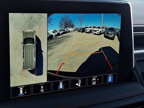 Used 2023 Chevrolet Tahoe RST w/ Luxury Package image 18