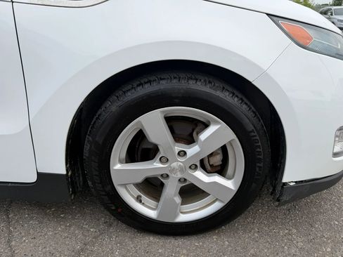 Used 2013 Chevrolet Volt Premium w/ Premium Trim Package FWD image 28