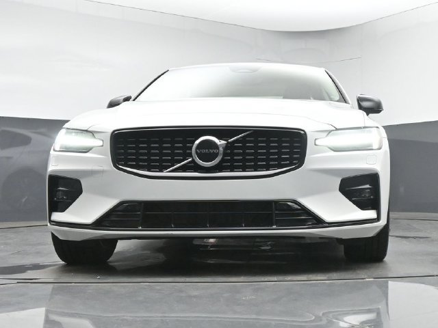 Used 2023 Volvo S60 B5 Core w/ Climate Package FWD image 34