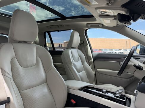 Used 2024 Volvo XC90 B6 Ultimate w/ Lounge Package AWD/4WD image 44