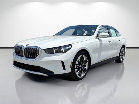 New 2027 BMW 530i w/ Premium Package RWD image 7