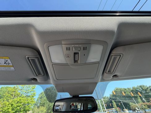 Used 2018 Nissan Armada SL w/ Moonroof Package AWD/4WD image 22