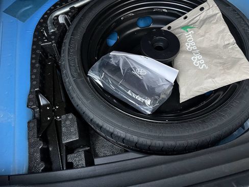 Used 2022 Volkswagen Taos SE image 18