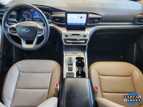 Used 2022 Ford Explorer XLT w/ Equipment Group 202A image 27