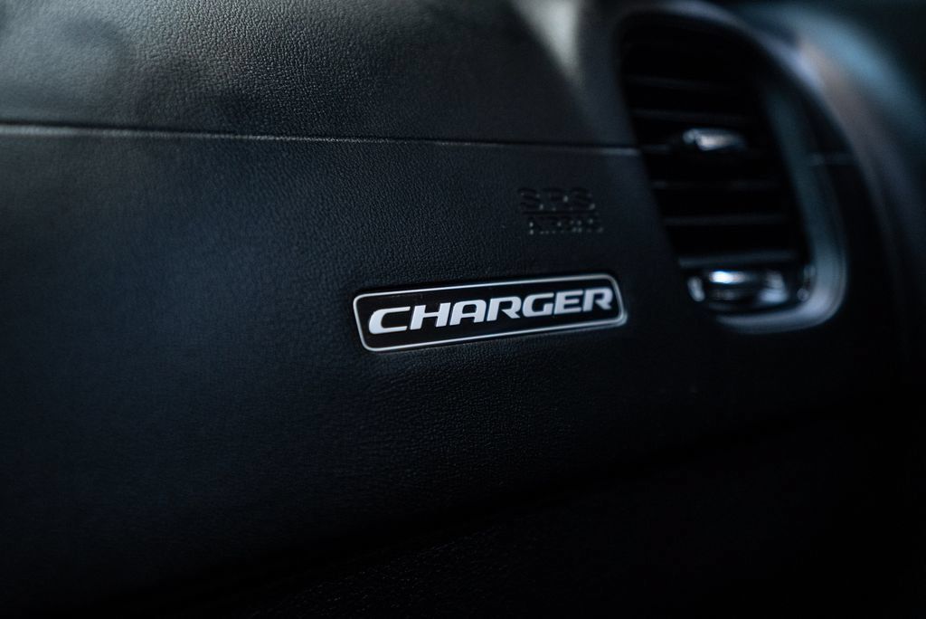 Used 2023 Dodge Charger R/T w/ Plus Group RWD image 32