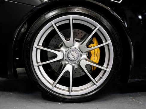 Used 2010 Porsche 911 GT3 RWD image 45
