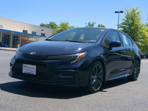 Used 2023 Toyota Corolla XSE w/ Carpet Mat Package (TMS) FWD image 7