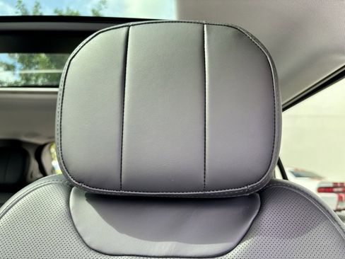 Used 2023 Land Rover Range Rover Sport SE Dynamic image 31